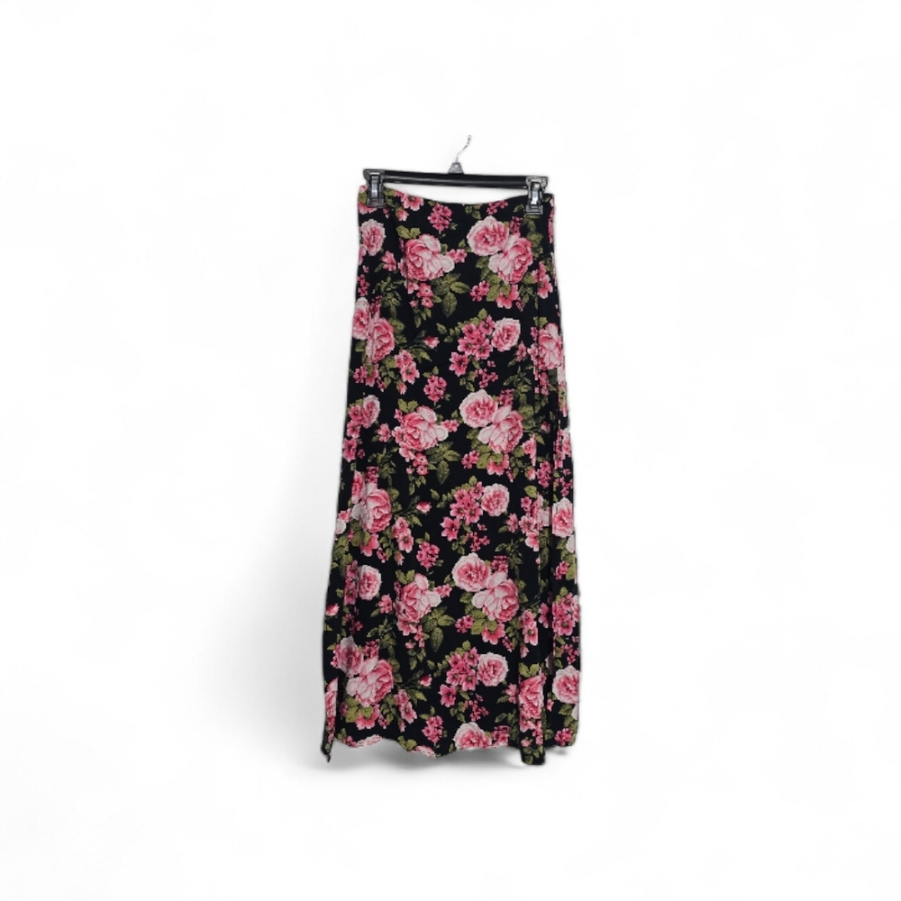Forever 21 Women's|Juniors Pink And Black Floral Skirt Size S